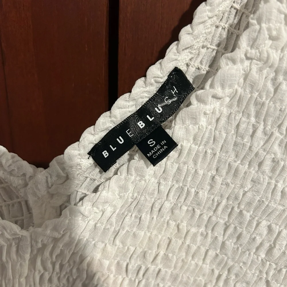 NWT Off White long sleeve Crop Top Smocking Detail - Small